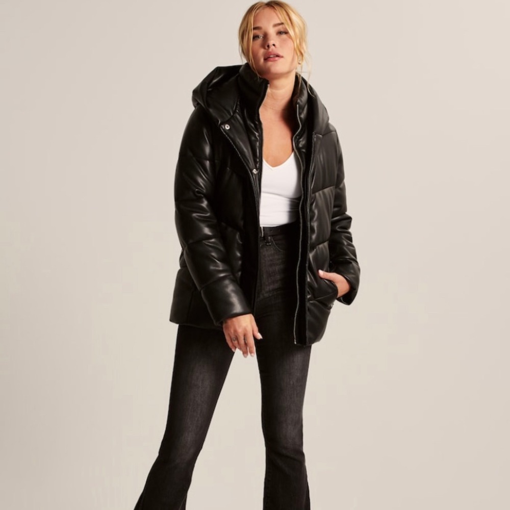 ABERCROMBIE & FITCH VEGAN LEATHER PUFFER - Picture 1 of 6